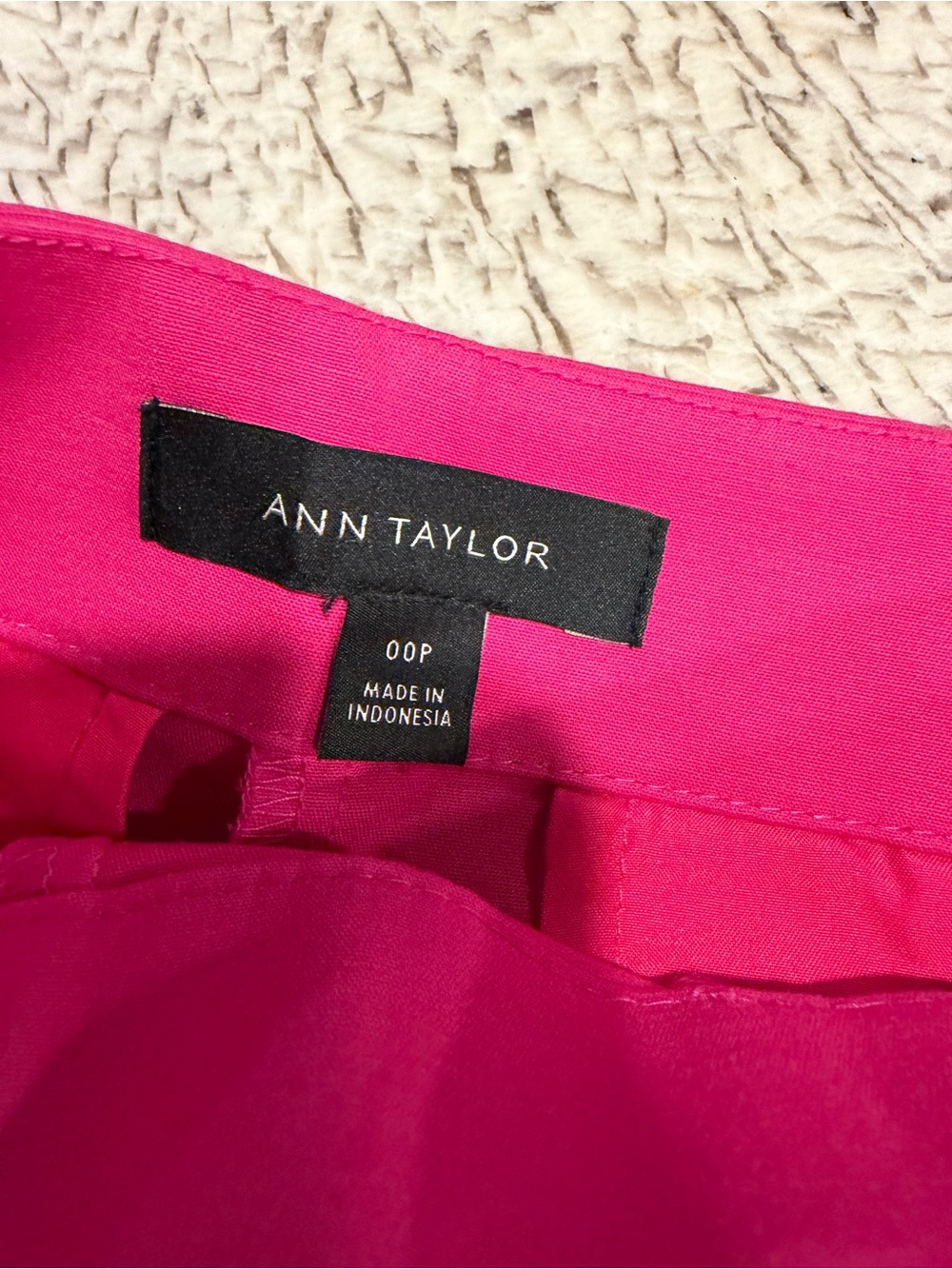 Ann Taylor Fuchsia High-Waist Tailored Shorts Zip Side Nautical Boat Vacation - Picture 3 of 7